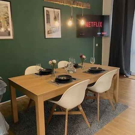 Ferienwohnung Zentral * Stilvoll * Nahe Hbf * Netflix Aachen Exterior foto