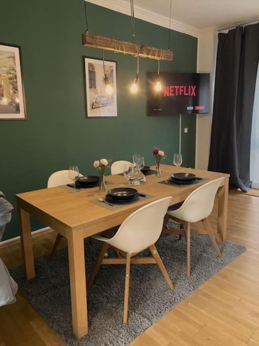 Zentral * Stilvoll * Nahe Hbf * Netflix Apartment
